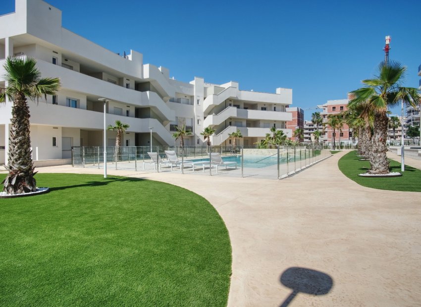 Resale - Apartment / flat - Guardamar del Segura - Urbanizaciones
