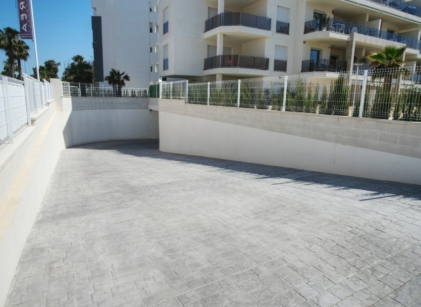 Resale - Apartment / flat - Guardamar del Segura - Urbanizaciones