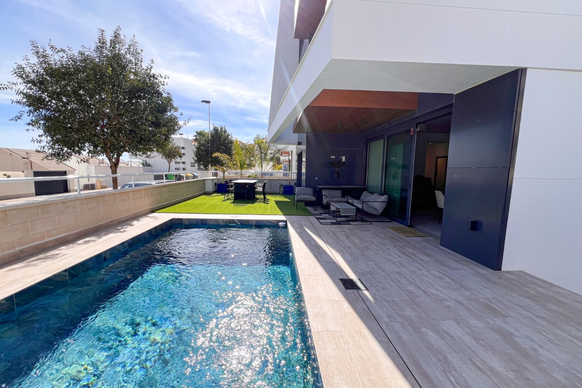 Resale - Apartment / flat - Guardamar del Segura - Urbanizaciones