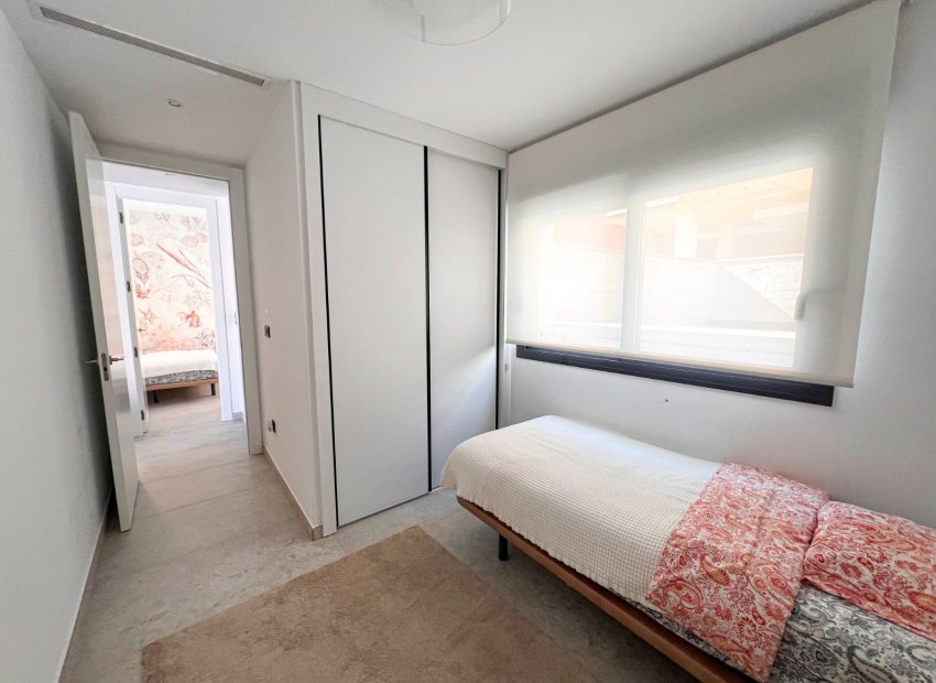 Resale - Apartment / flat - Guardamar del Segura - Urbanizaciones