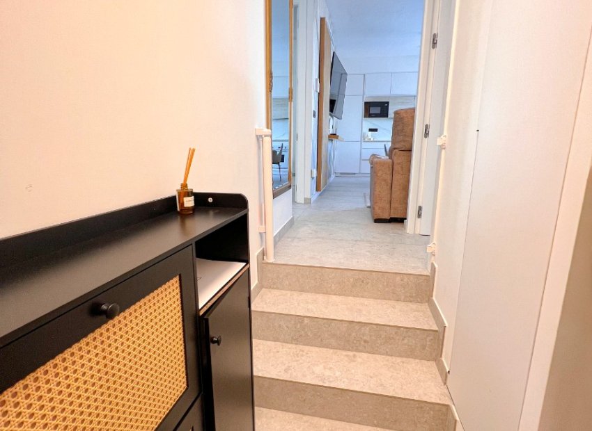 Resale - Apartment / flat - Guardamar del Segura - Urbanizaciones