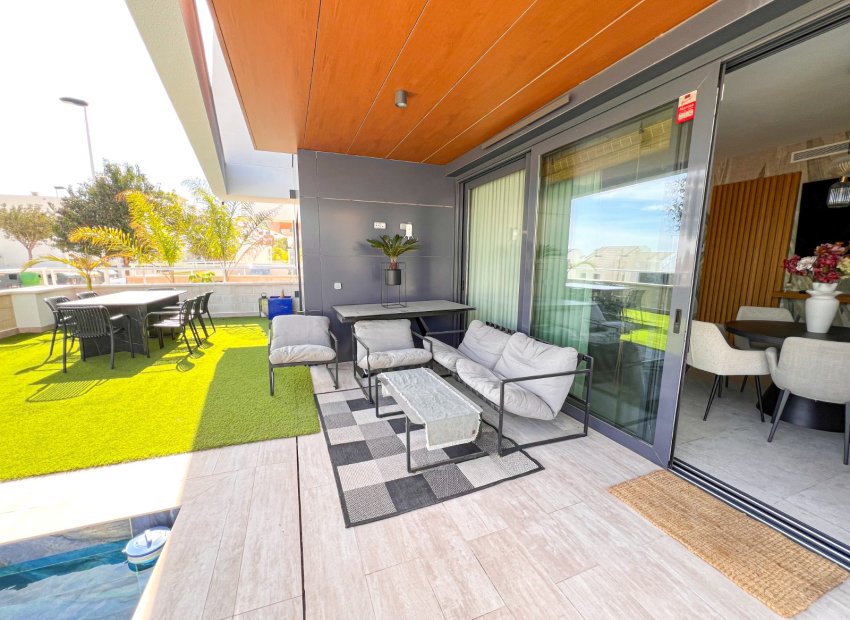 Resale - Apartment / flat - Guardamar del Segura - Urbanizaciones