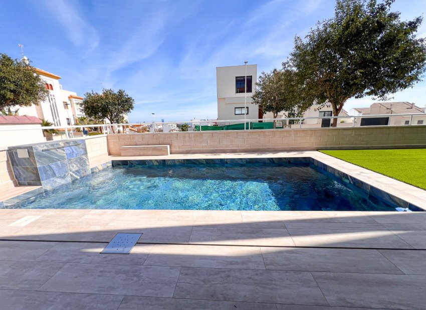 Resale - Apartment / flat - Guardamar del Segura - Urbanizaciones