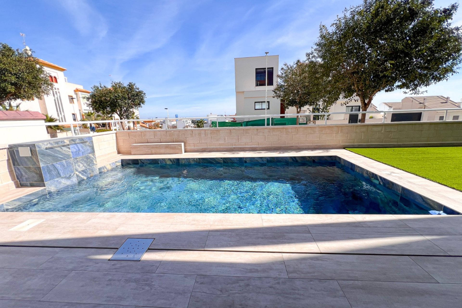 Resale - Apartment / flat - Guardamar del Segura - Urbanizaciones