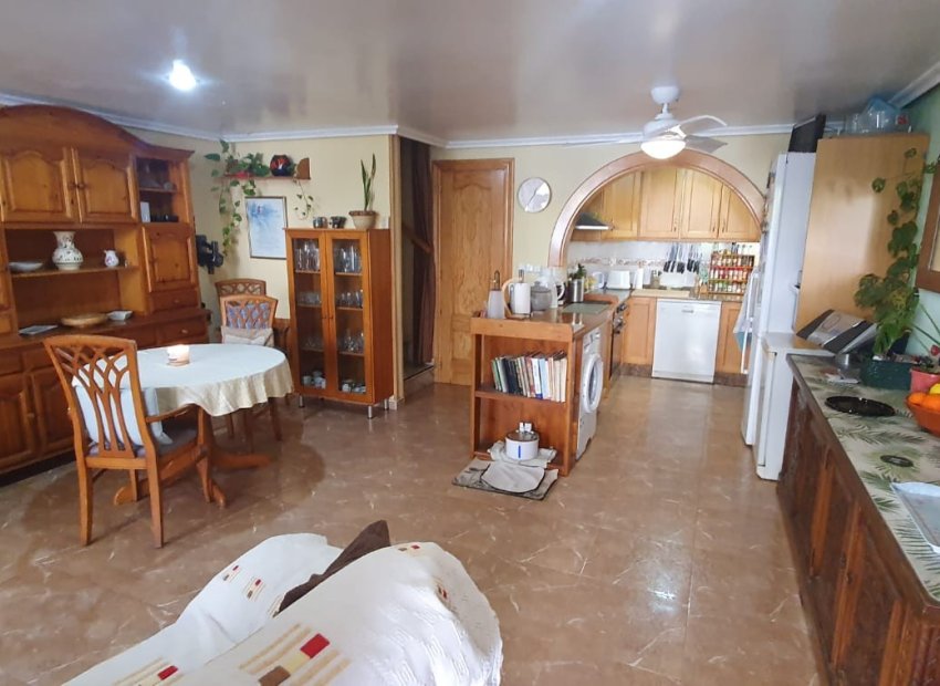 Resale - Apartment / flat - Guardamar del Segura - Urbanizaciones