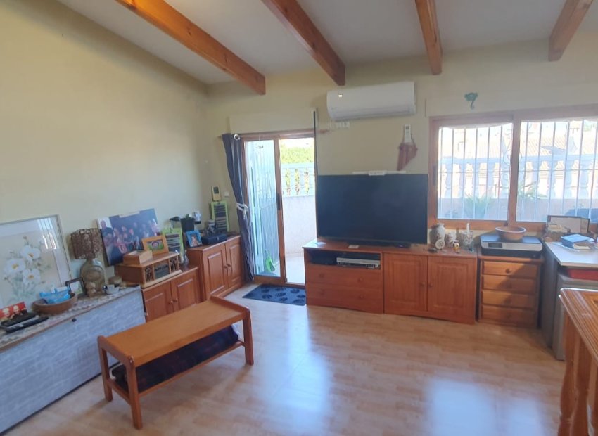 Resale - Apartment / flat - Guardamar del Segura - Urbanizaciones