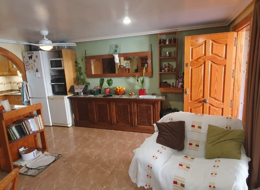 Resale - Apartment / flat - Guardamar del Segura - Urbanizaciones