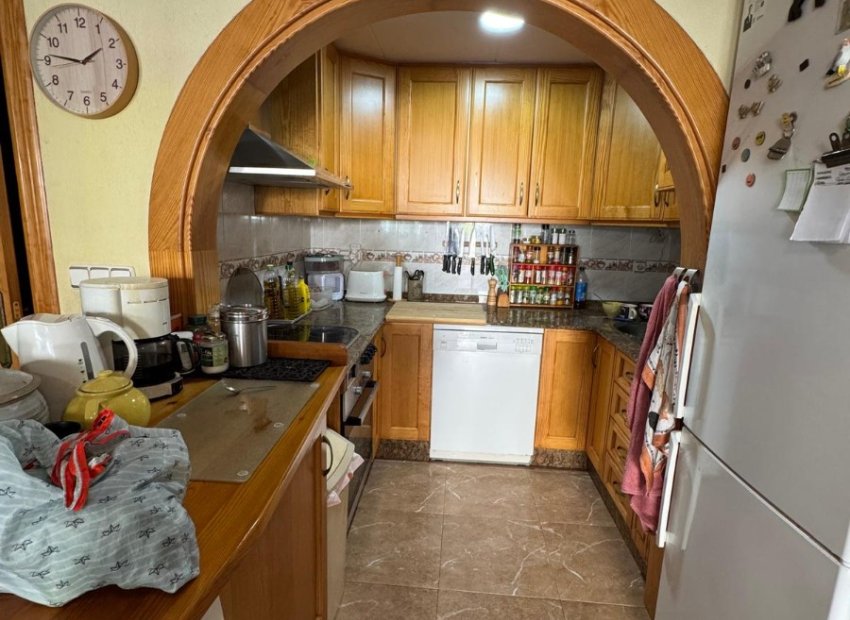 Resale - Apartment / flat - Guardamar del Segura - Urbanizaciones