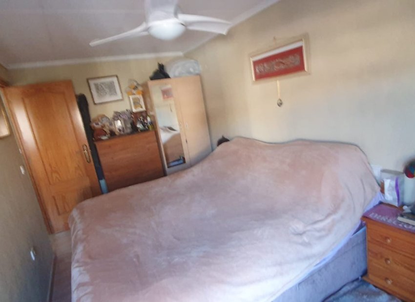 Resale - Apartment / flat - Guardamar del Segura - Urbanizaciones