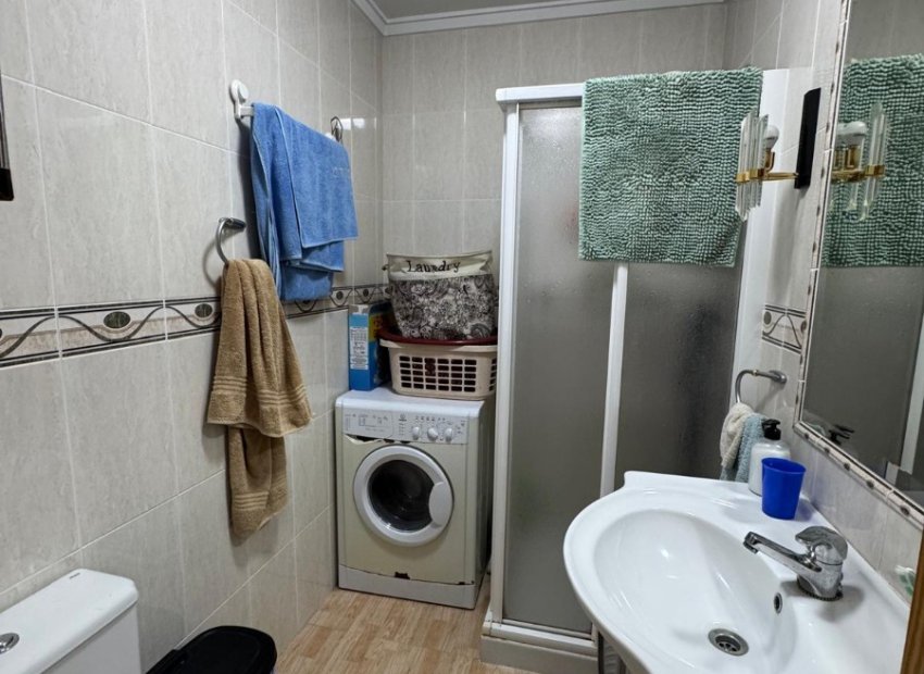 Resale - Apartment / flat - Guardamar del Segura - Urbanizaciones