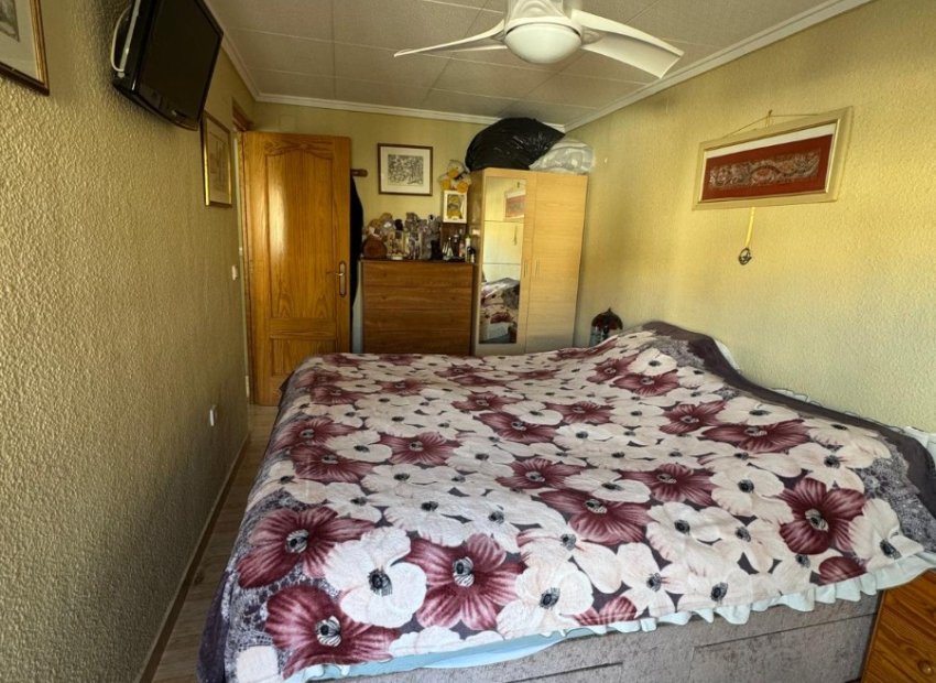 Resale - Apartment / flat - Guardamar del Segura - Urbanizaciones