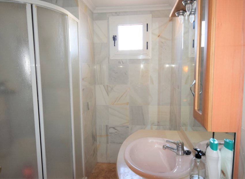 Resale - Apartment / flat - Guardamar del Segura