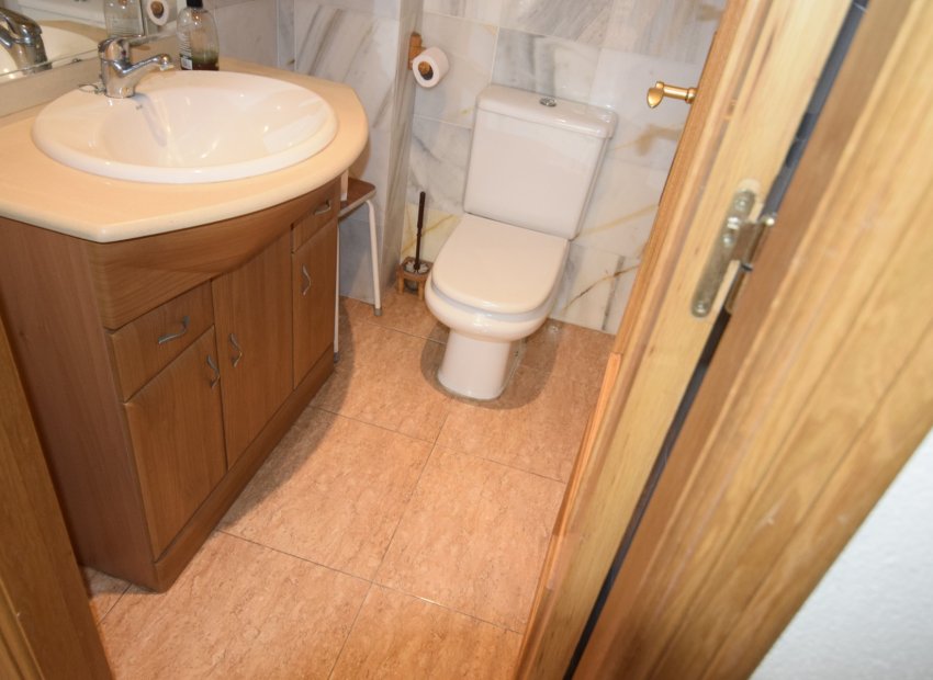 Resale - Apartment / flat - Guardamar del Segura