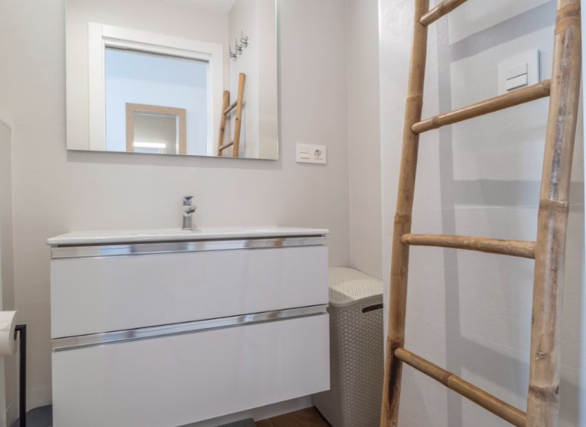 Resale - Apartment / flat - Jávea - El Arenal