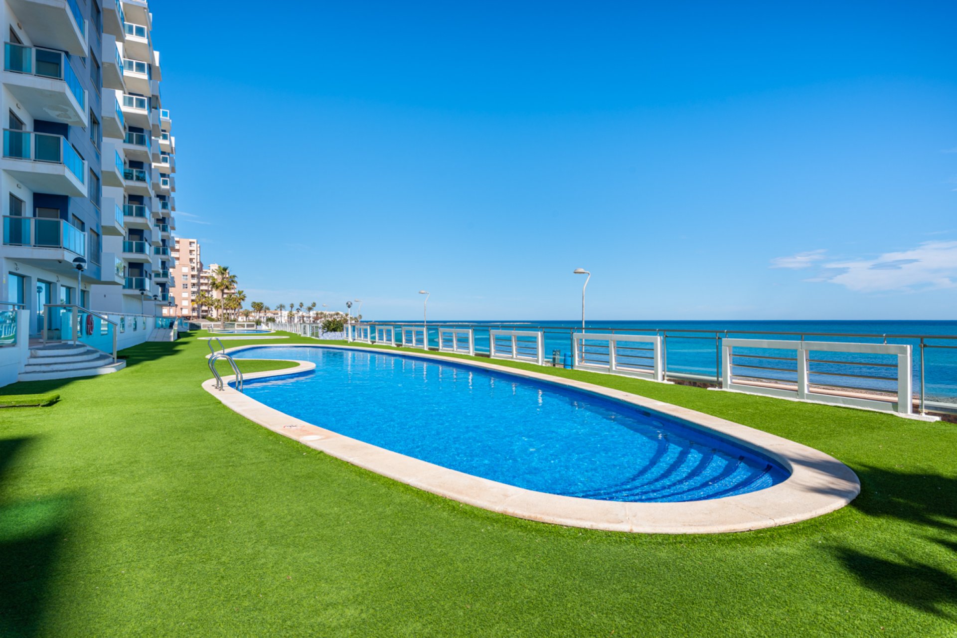 Resale - Apartment / flat - La Manga del Mar Menor