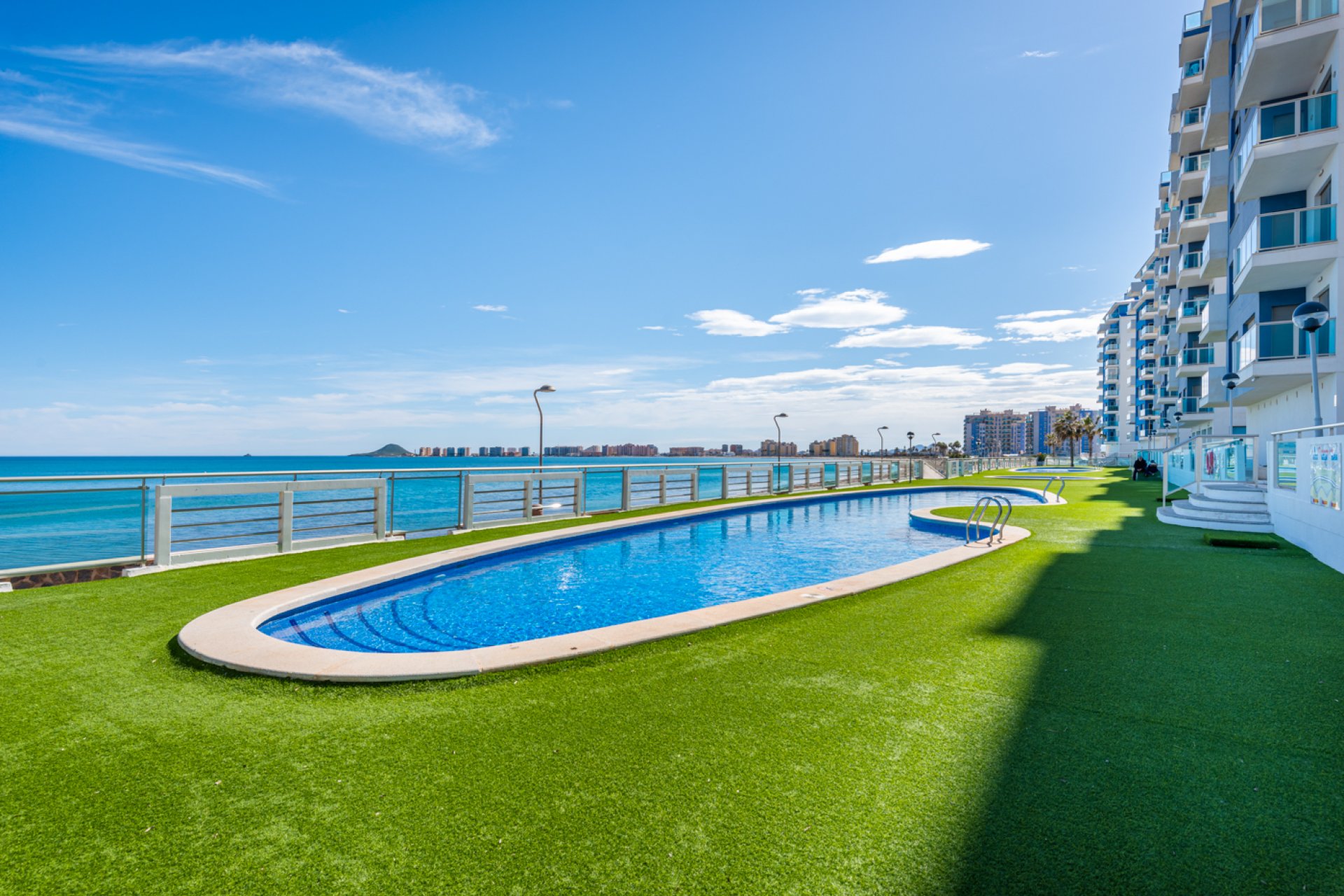 Resale - Apartment / flat - La Manga del Mar Menor
