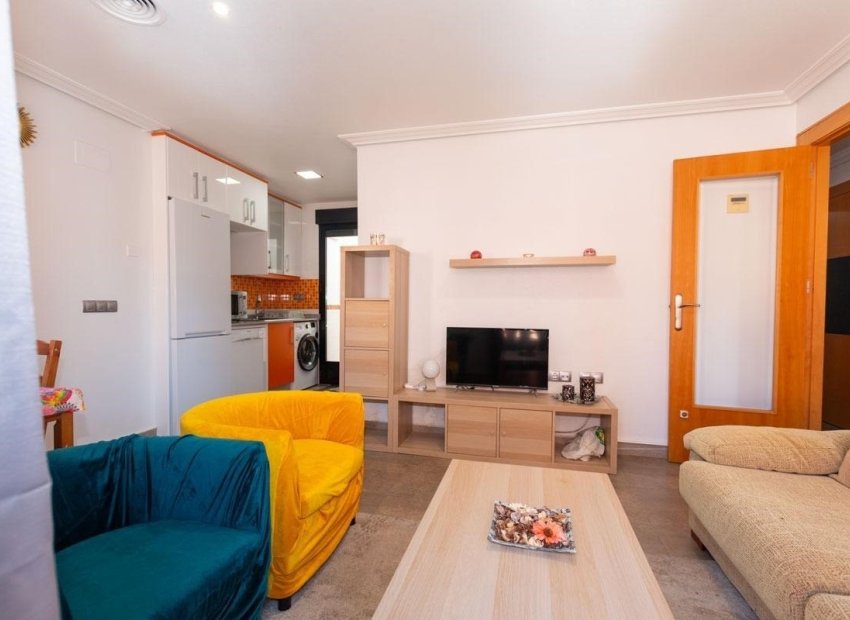 Resale - Apartment / flat - La Mata - La Mata - Town