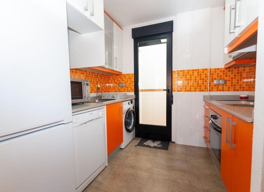 Resale - Apartment / flat - La Mata - La Mata - Town