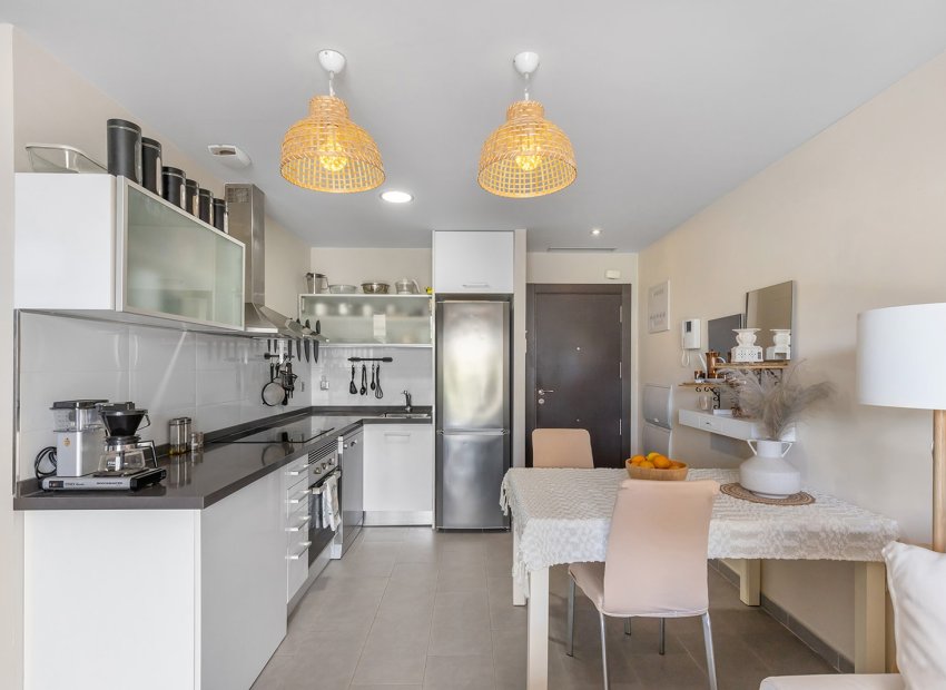 Resale - Apartment / flat - La Mata - Playa