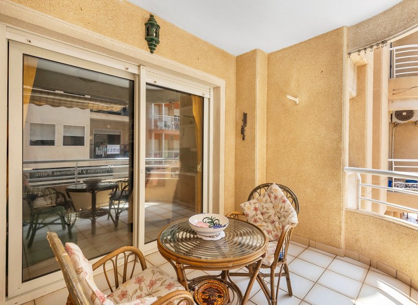 Resale - Apartment / flat - La Mata - Playa