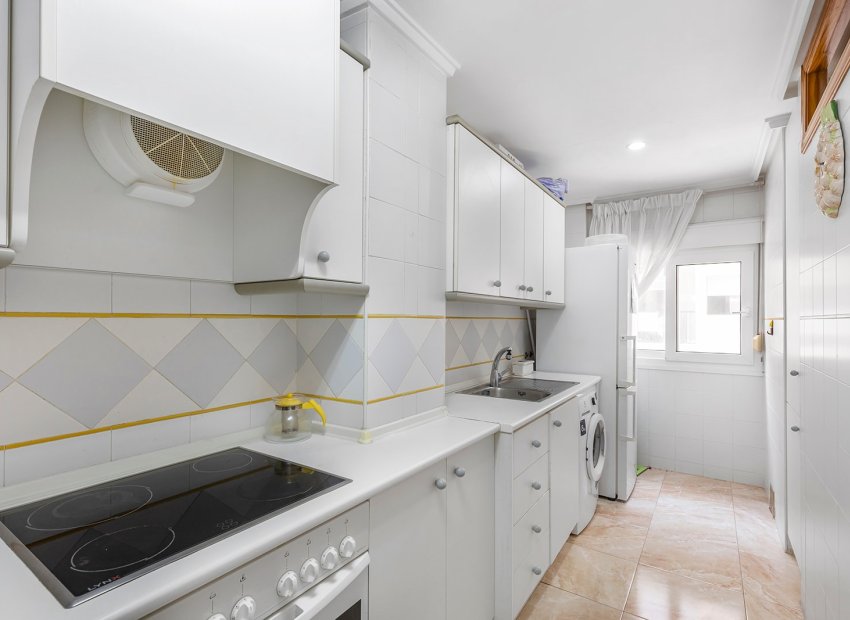 Resale - Apartment / flat - La Mata - Playa