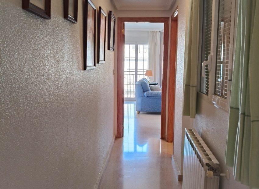 Resale - Apartment / flat - La Romana