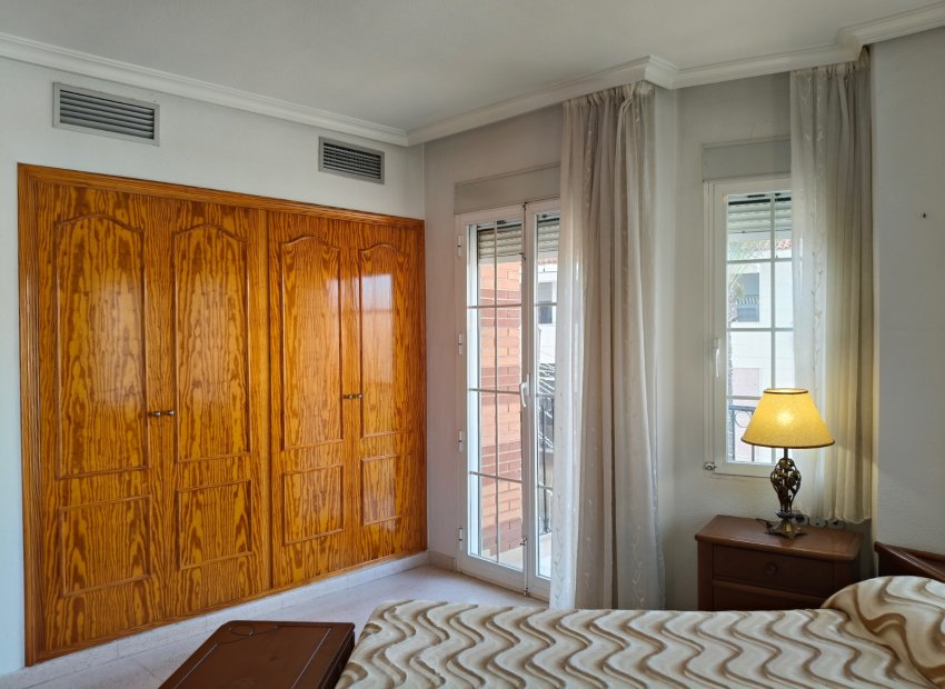 Resale - Apartment / flat - La Romana