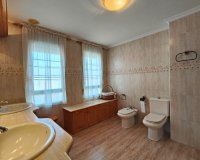 Resale - Apartment / flat - La Romana