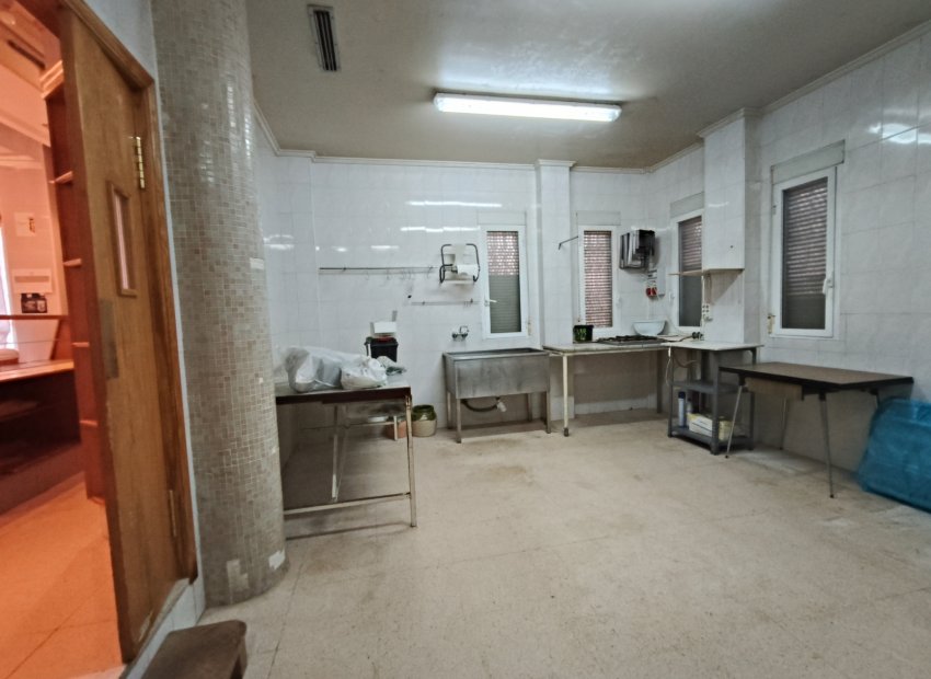 Resale - Apartment / flat - La Romana