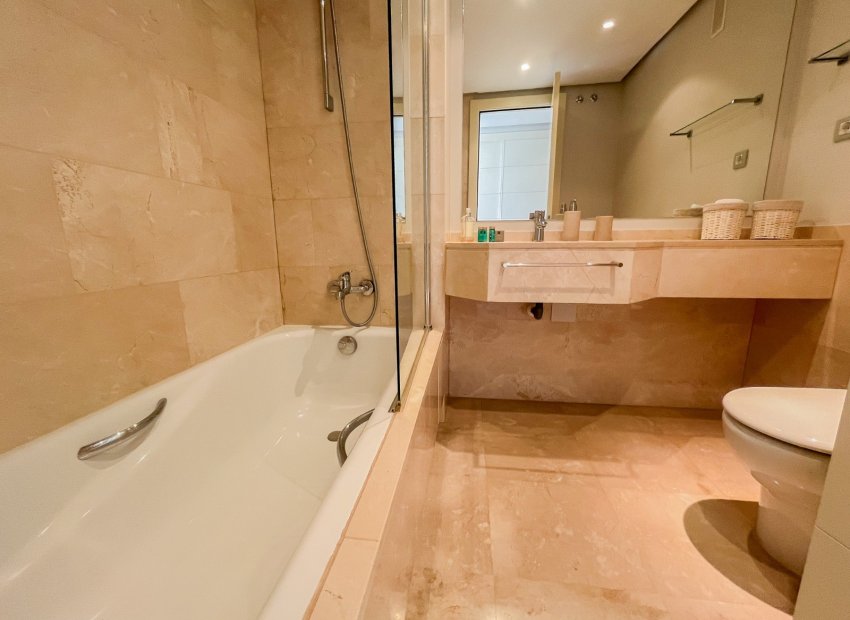 Resale - Apartment / flat - Las Colinas Golf Resort - Las Colinas golf