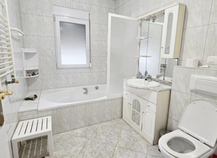 Resale - Apartment / flat - Los Alcázares