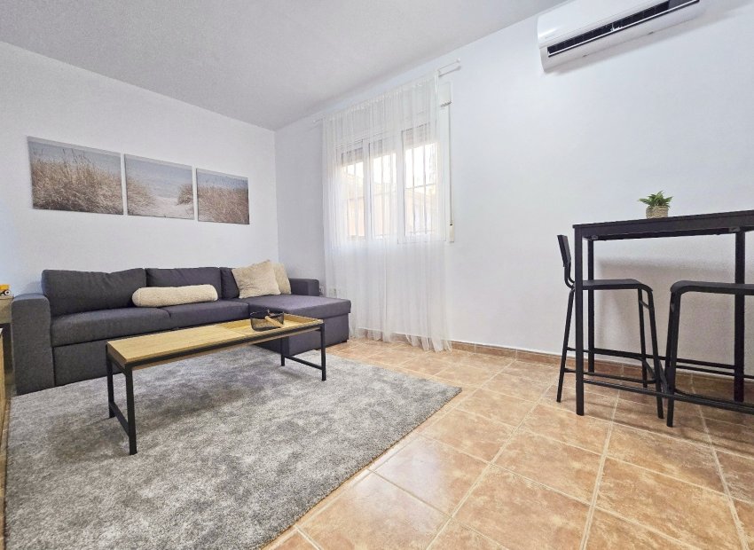 Resale - Apartment / flat - Los Alcázares