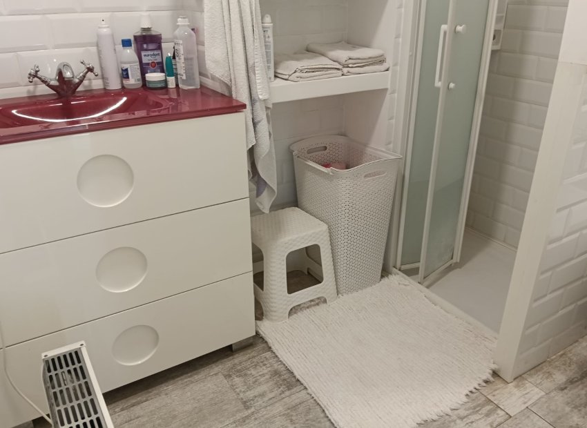 Resale - Apartment / flat - Los Montesinos - La Herrada