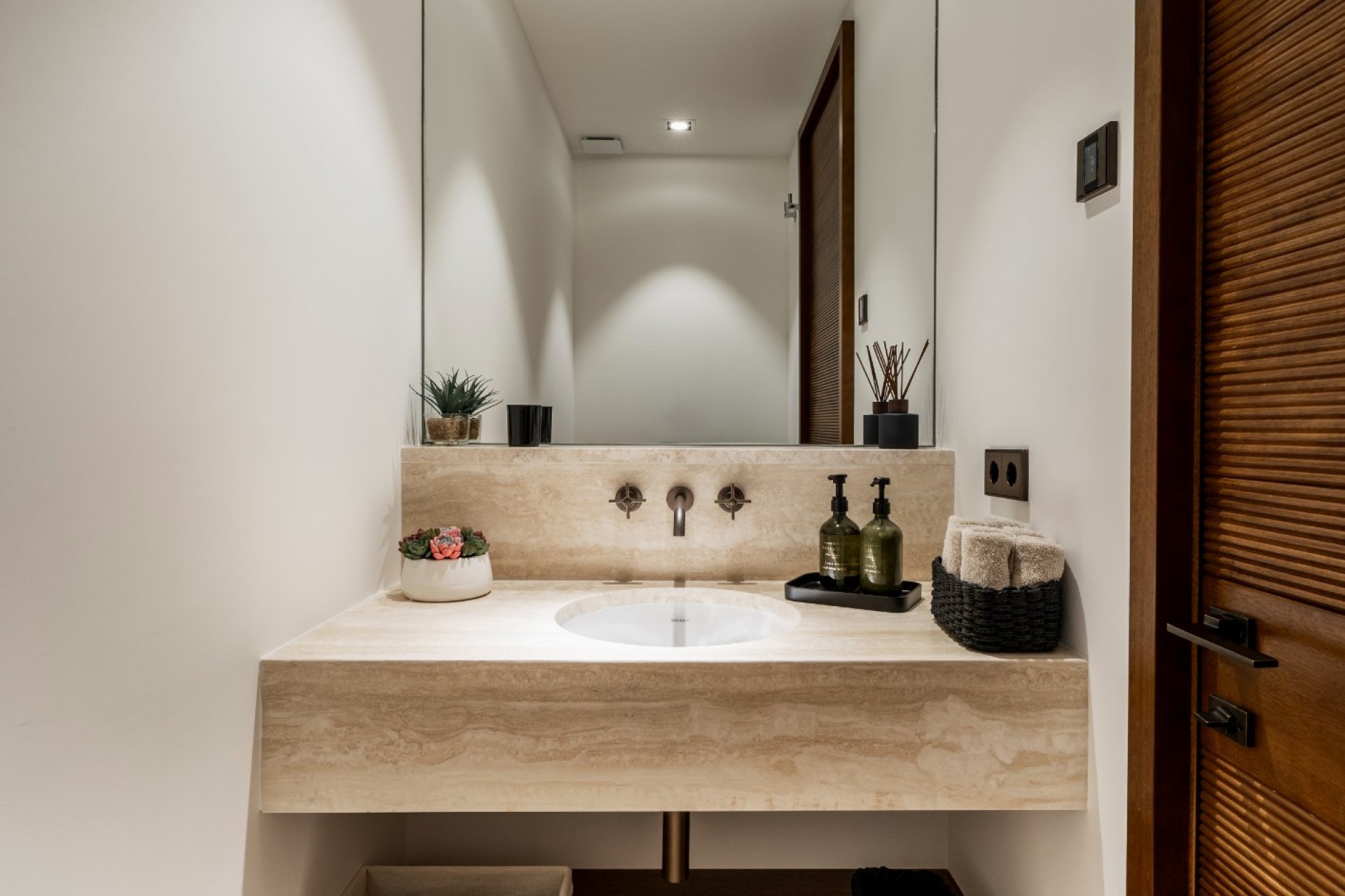 Resale - Apartment / flat - Malaga - Casares