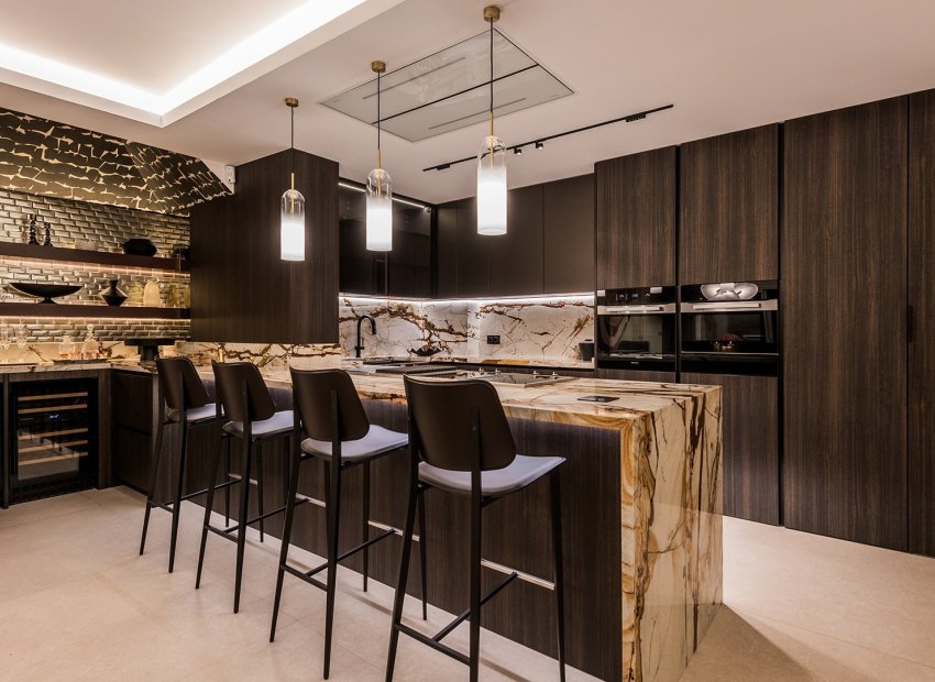 Resale - Apartment / flat - Marbella - East Marbella