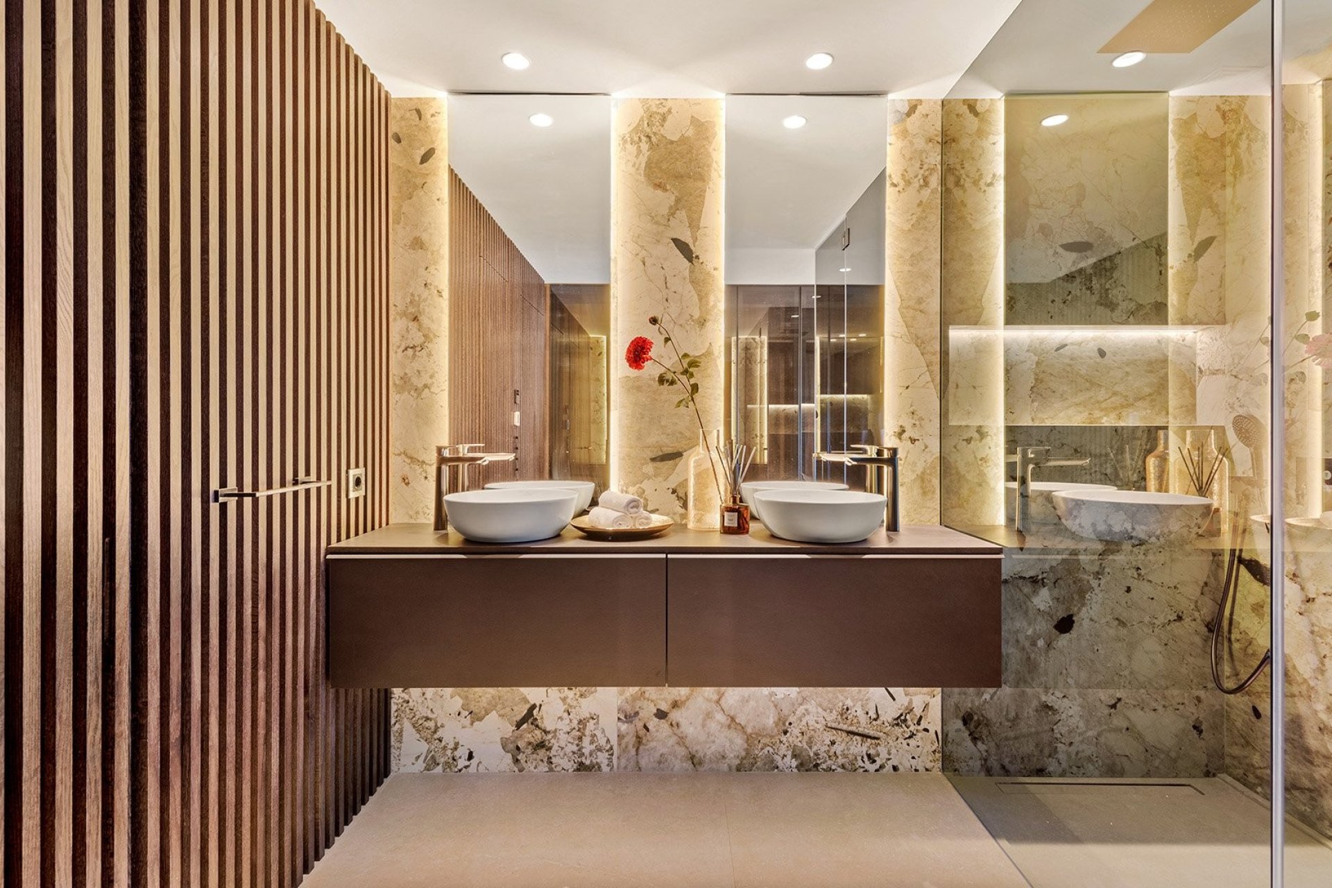 Resale - Apartment / flat - Marbella - East Marbella