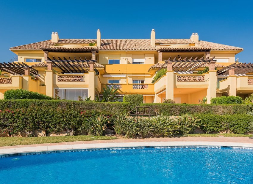 Resale - Apartment / flat - Marbella - East Marbella