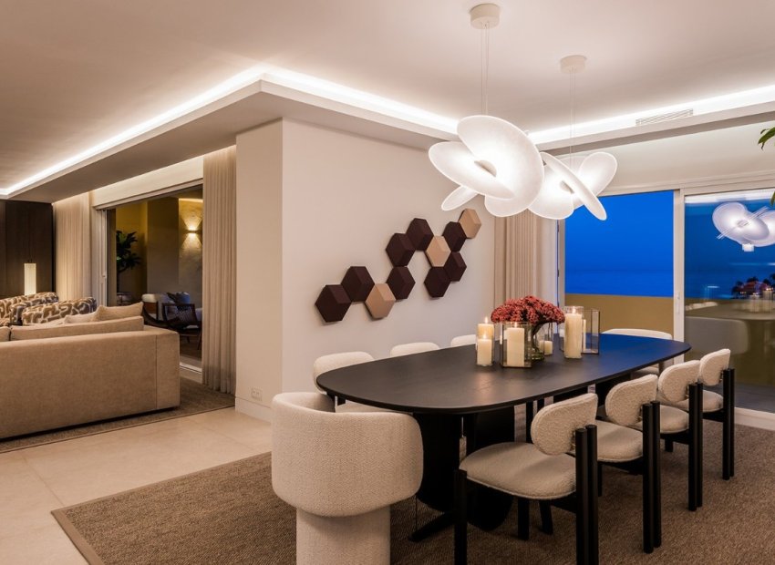 Resale - Apartment / flat - Marbella - East Marbella