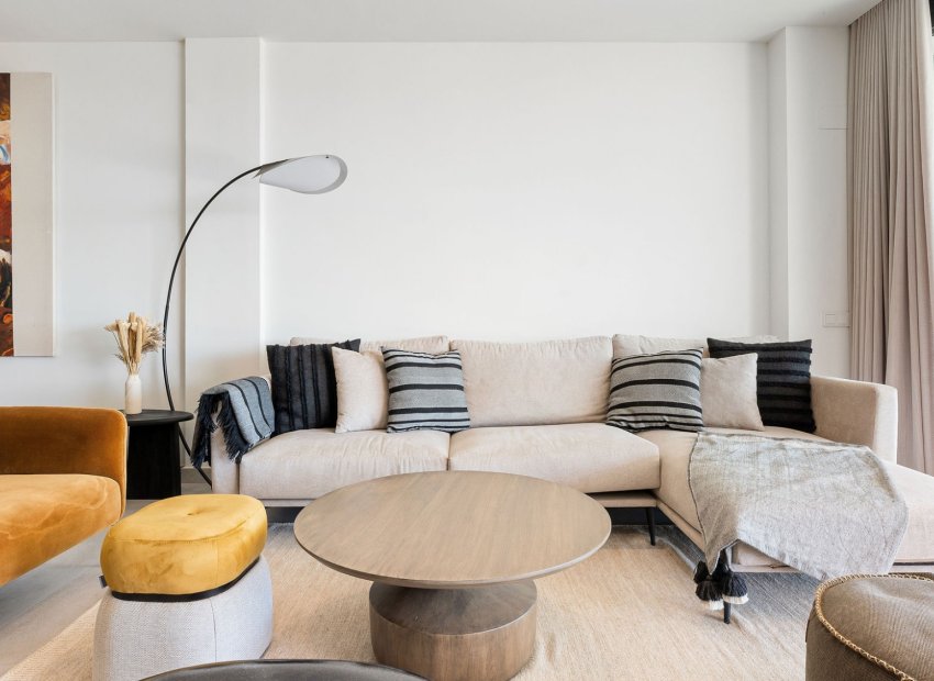 Resale - Apartment / flat - Marbella - Elviria