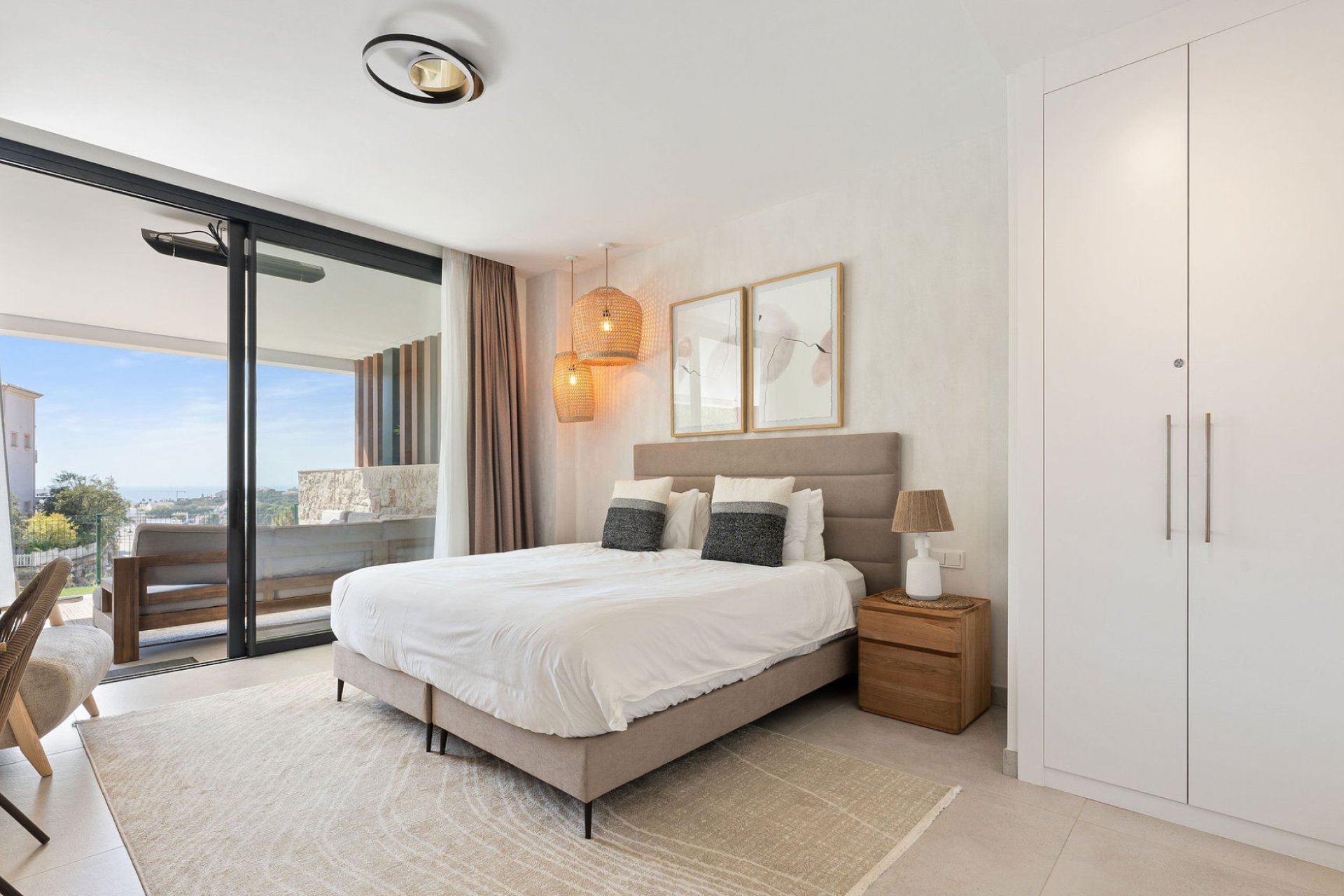 Resale - Apartment / flat - Marbella - Elviria