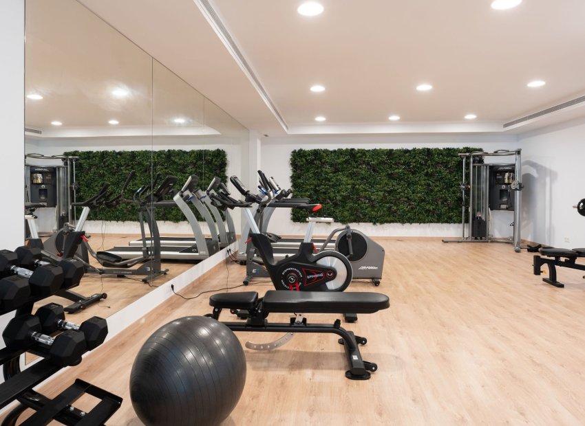 Resale - Apartment / flat - Marbella - Elviria