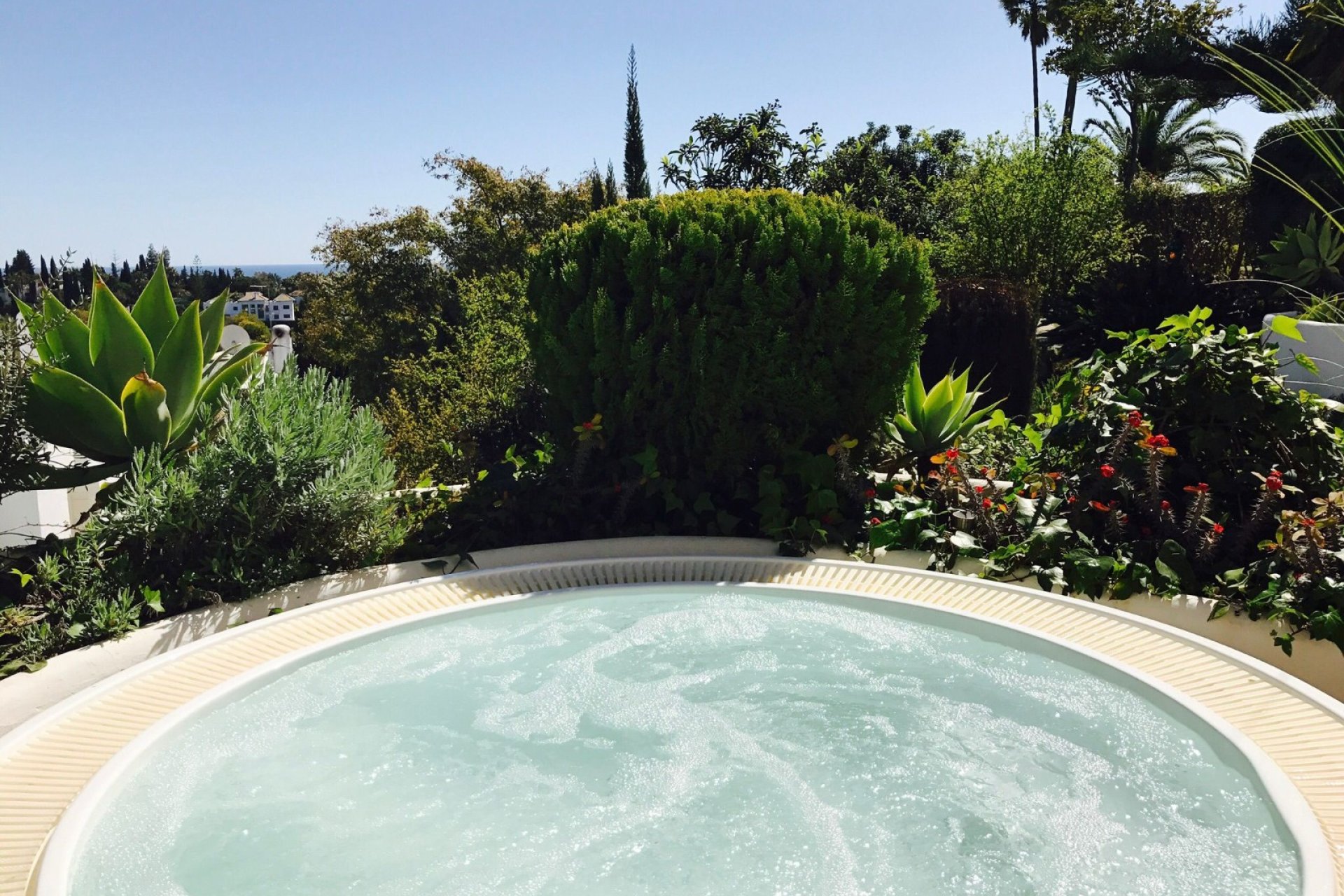 Resale - Apartment / flat - Marbella - Golden Mile