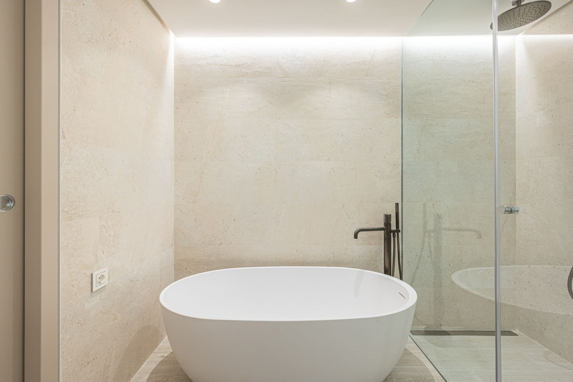 Resale - Apartment / flat - Marbella - Golden Mile