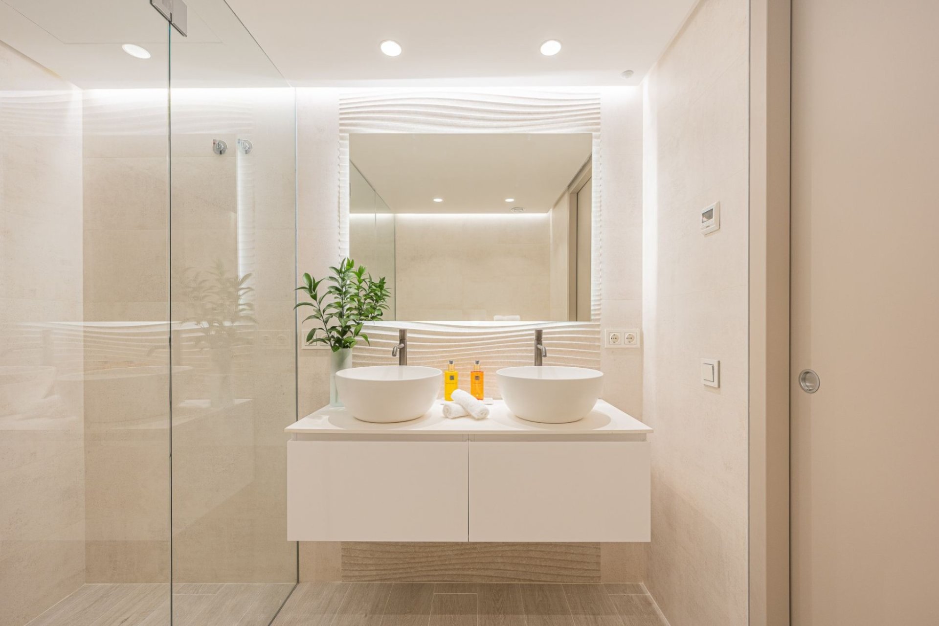 Resale - Apartment / flat - Marbella - Golden Mile