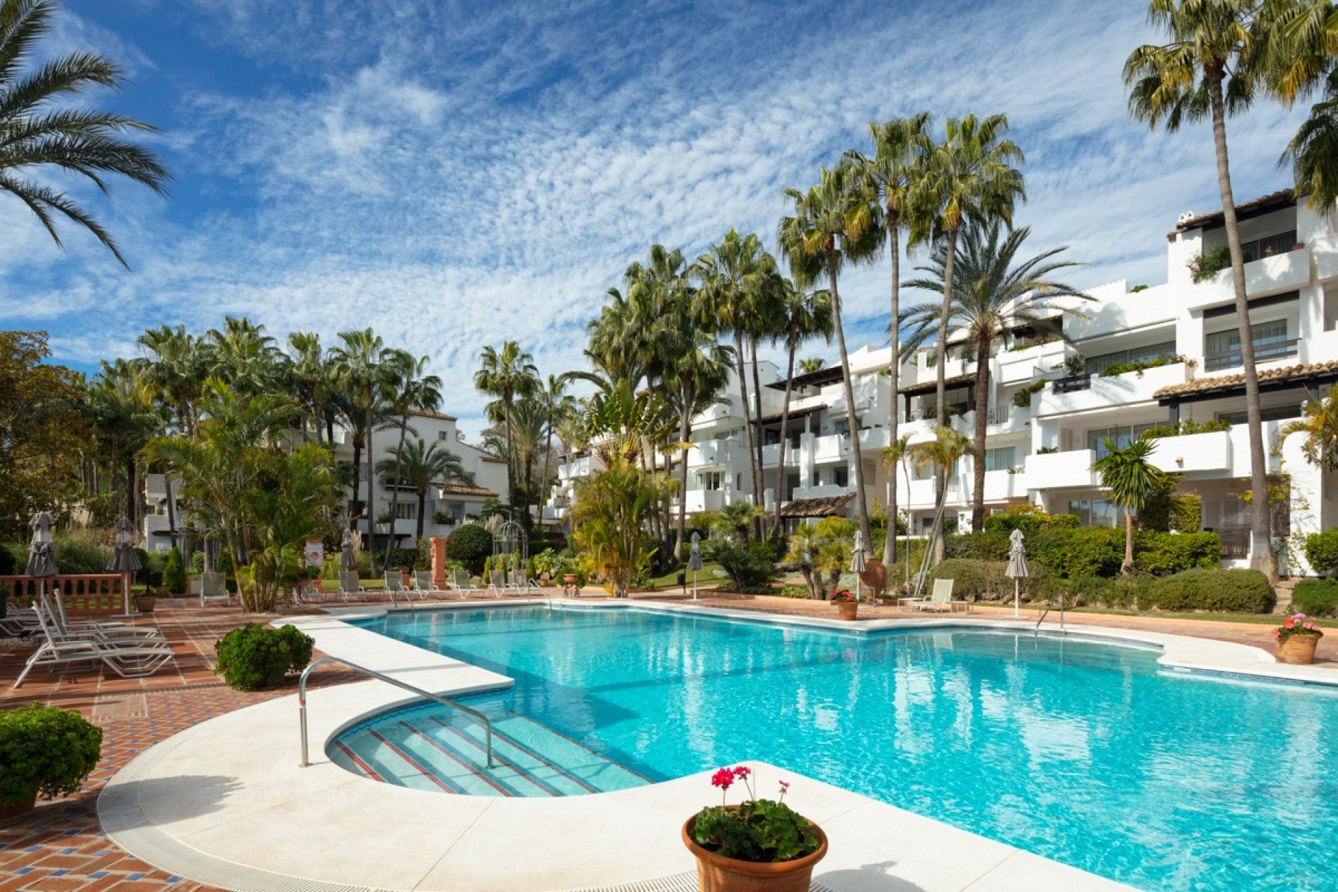 Resale - Apartment / flat - Marbella - Golden Mile