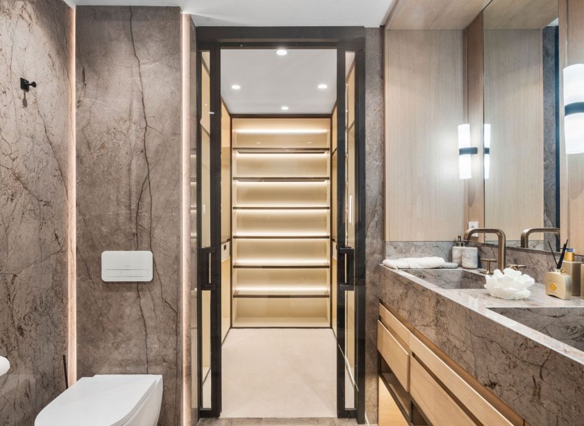 Resale - Apartment / flat - Marbella - Golden Mile