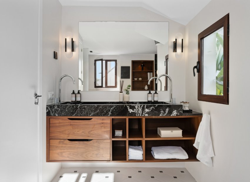 Resale - Apartment / flat - Marbella - Golden Mile