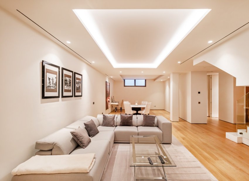 Resale - Apartment / flat - Marbella - Golden Mile