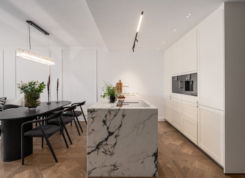 Resale - Apartment / flat - Marbella - Golden Mile