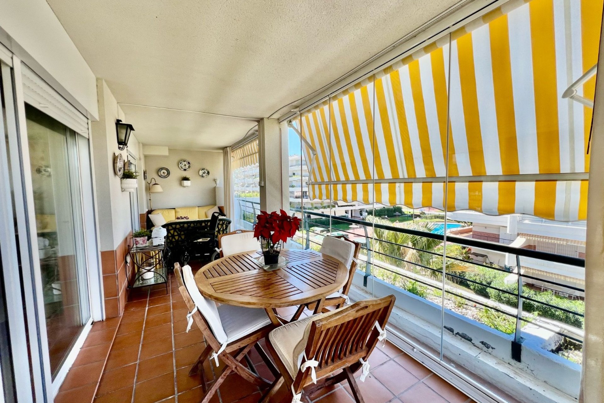 Resale - Apartment / flat - Marbella - Guadalmina Alta